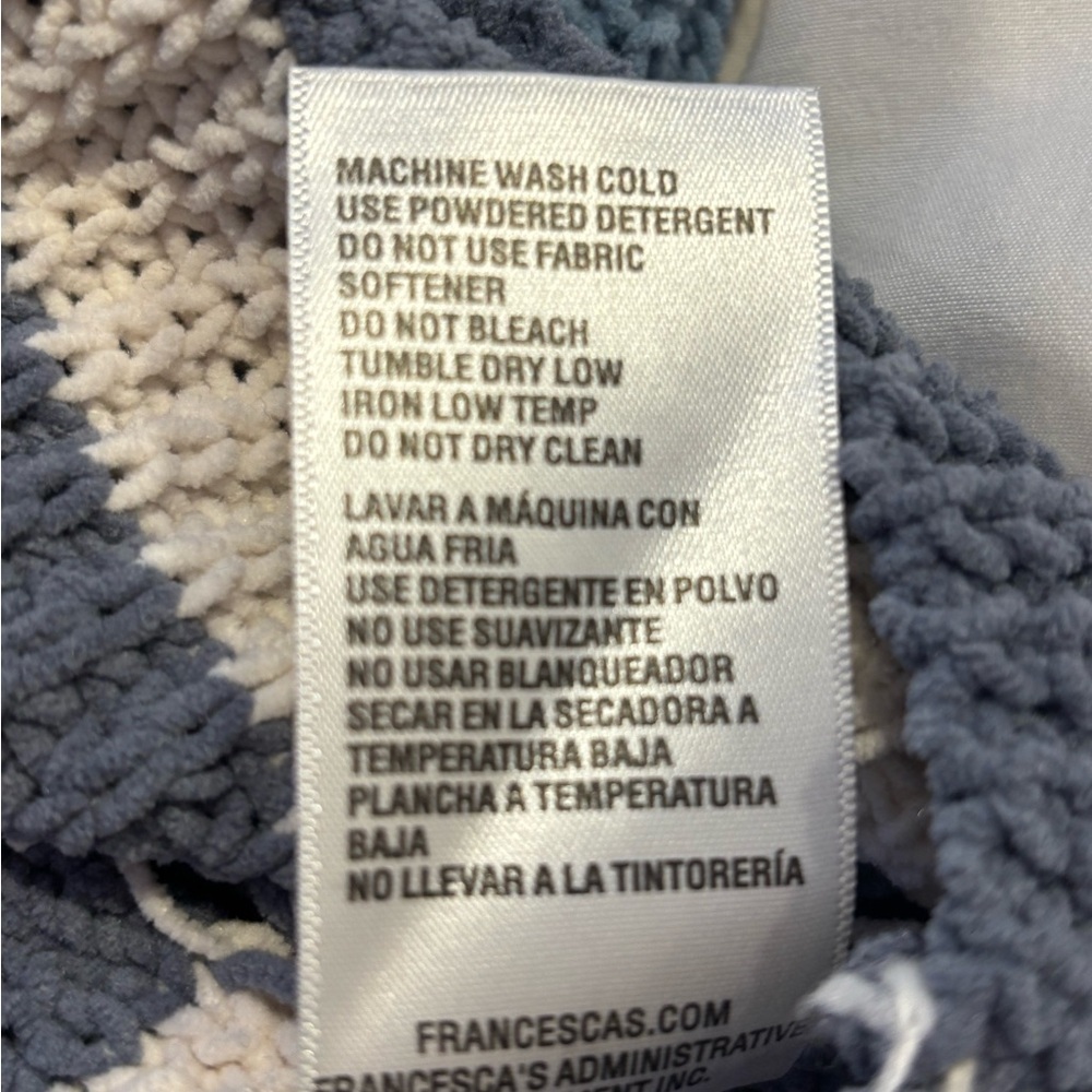 Francesca’s - Scarlett Multi Stripe Ombre Blues Pullover Women’s Sweater - Picture 4 of 6
